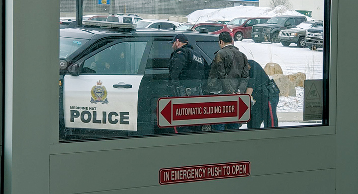 taxi in medicine hat