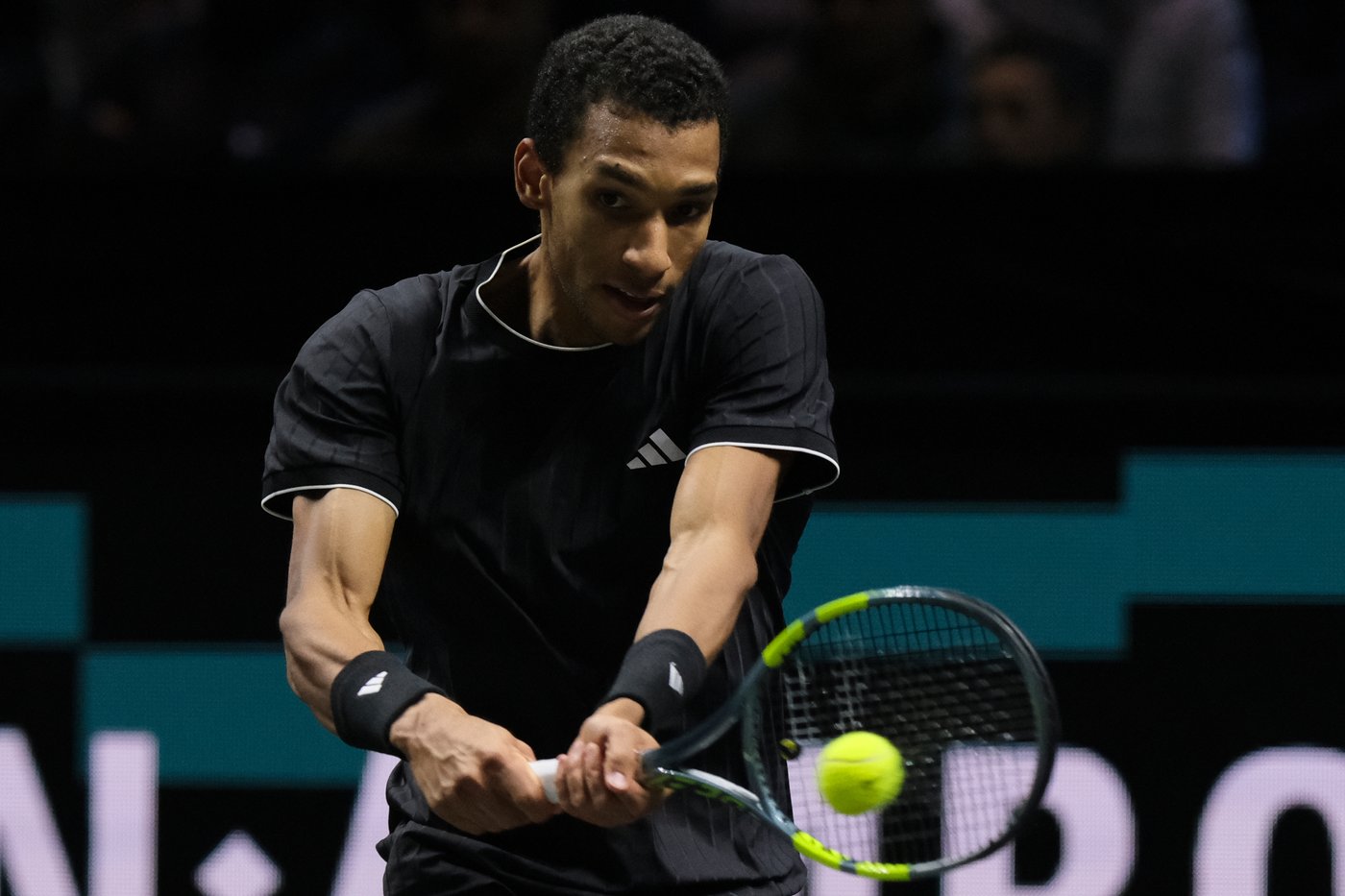 Canada’s Auger-Aliassime loses to de Minaur in Rotterdam final