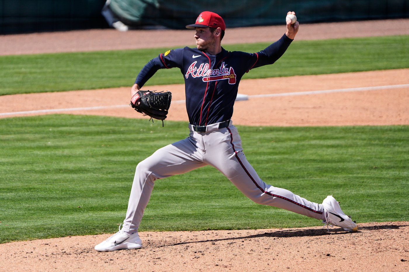 Braves lefty Joey Wentz leaves spring game after awkward step covering ...