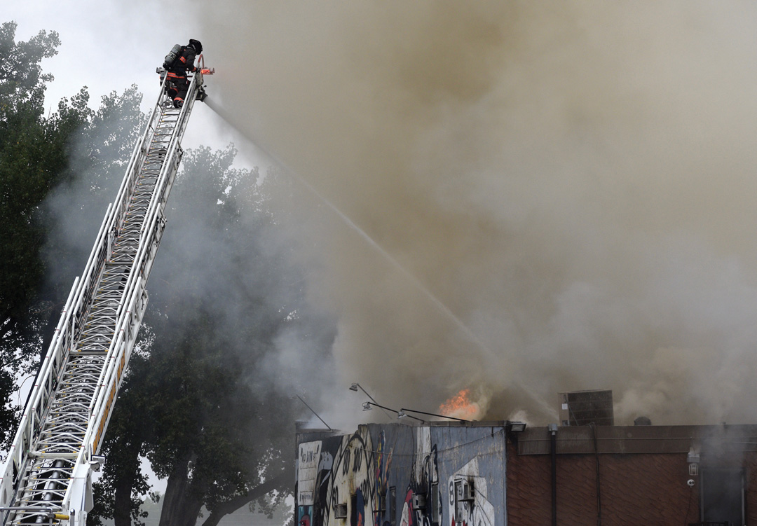 Fire at the Royal Hotel: Blaze rips through 120-year-old downtown ...